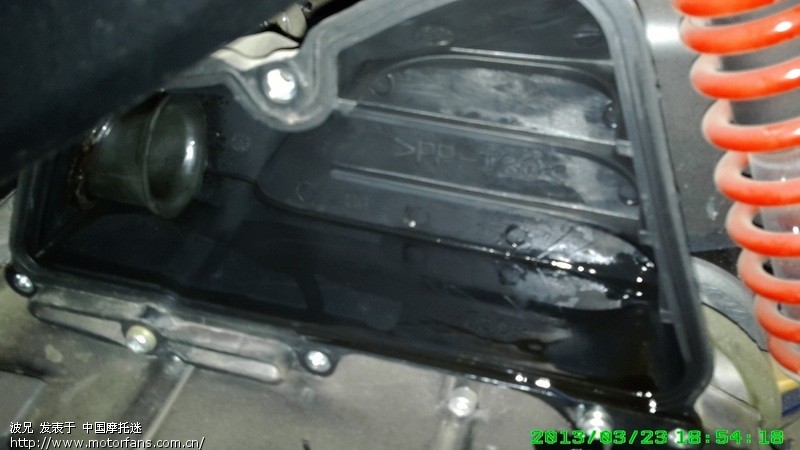 求助,空滤处漏机油 - 踏板论坛 - 雅马哈踏板摩托
