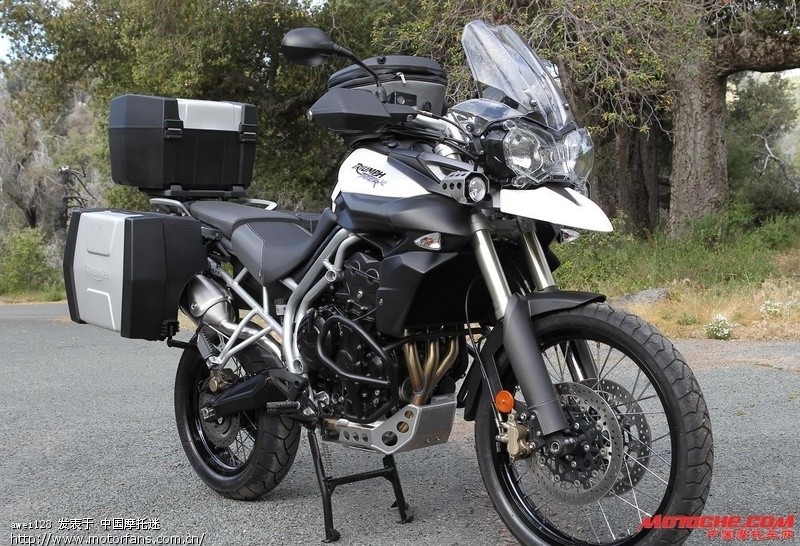 有哪位在用凯旋Tiger800的兄弟说说骑行感受