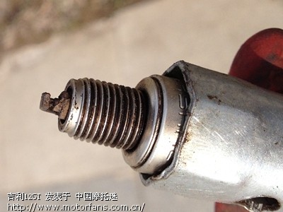 请教!发动机化油器混合比例,火花塞状况,油耗问