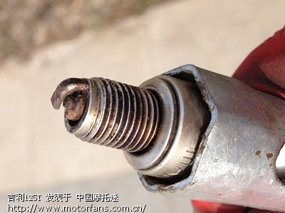 请教!发动机化油器混合比例,火花塞状况,油耗问