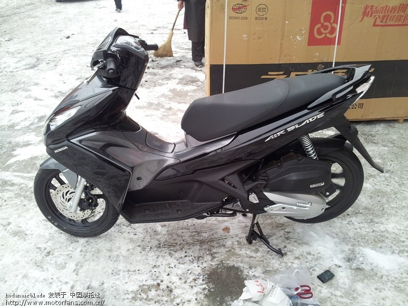 五羊-本田弯刀110 - 五羊本田-踏板车讨论专区