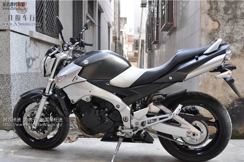 想把睾丸改GSR400的尾排。有想法的来研究。