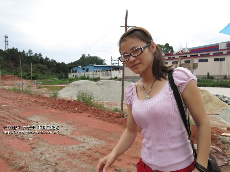 由云浮到新兴,再到高州,夜幕降临,又回到老家罗