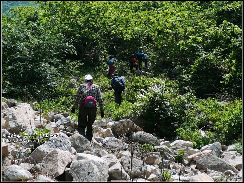 单人匹马游山(盖州九寨雪帽山)玩水(李官砂石海