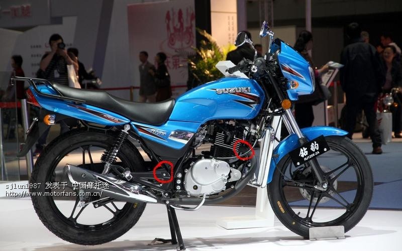 求教 钻豹 hj125k 排气 后踏护板 内六角螺丝 型