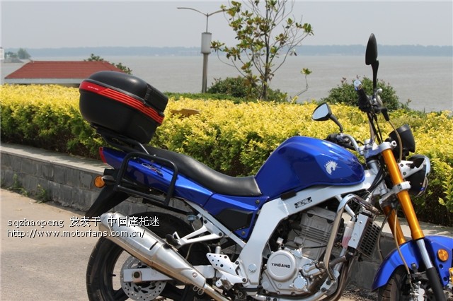 银钢蓝色独角兽简单骑行、换机油作业 - 河南摩