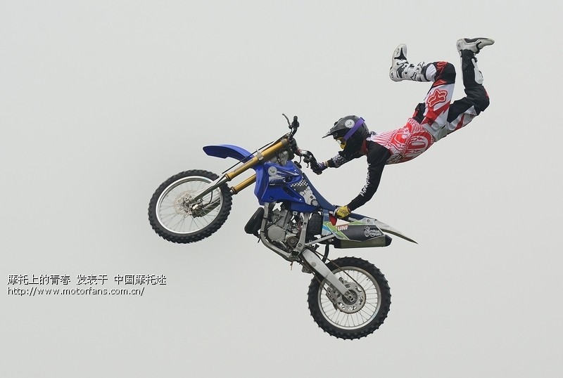 2013极限运动大赛越野摩托车集锦!(29,30楼已