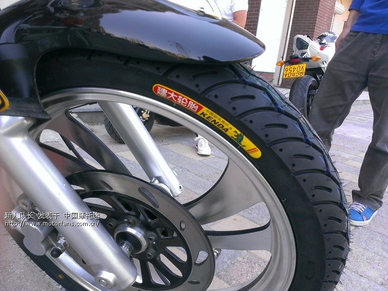 今天换胎解决了压白线滑问题很高兴! - 北京摩