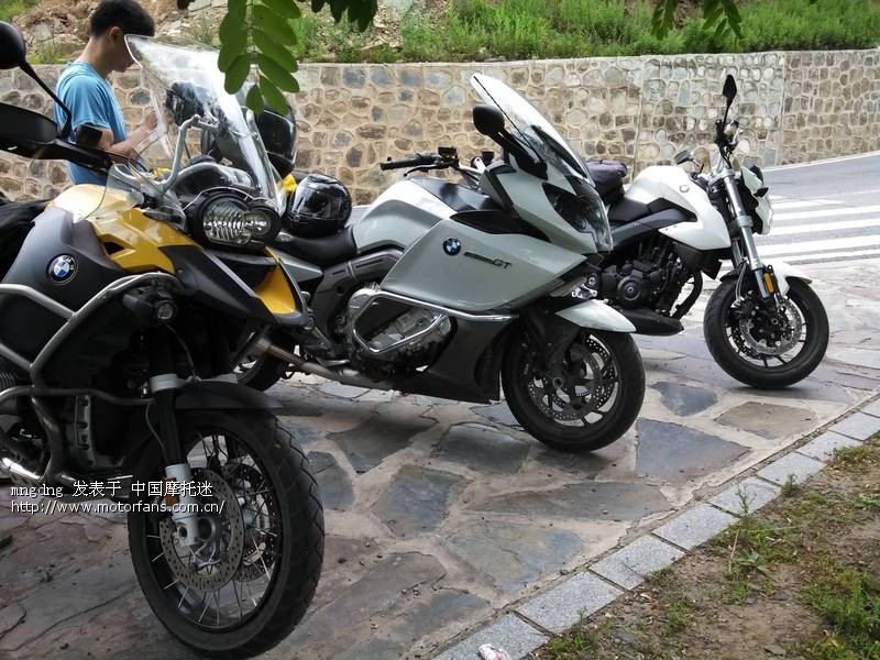 号称身价最贵的国产车,与身价40多万的BMW同