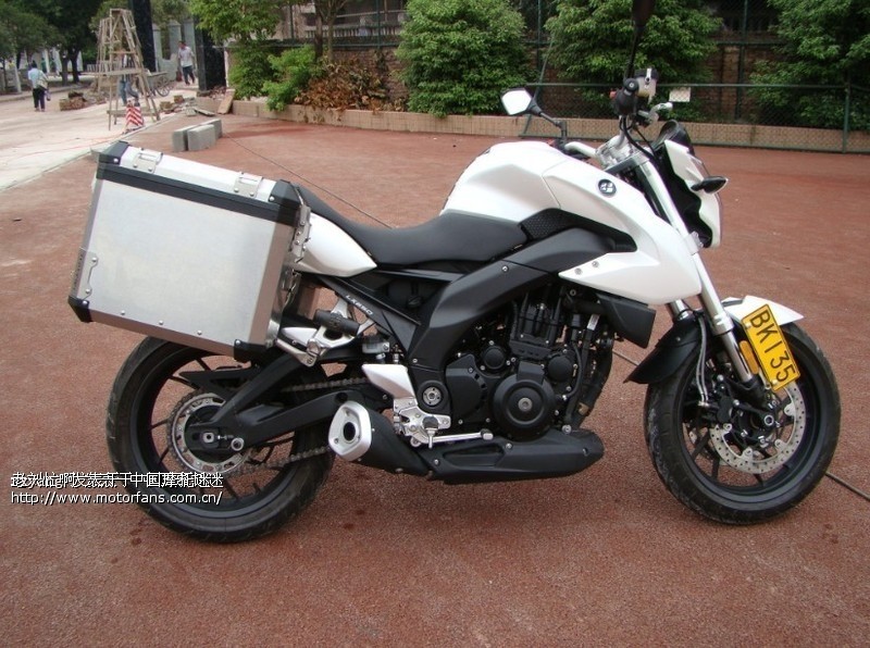 无极lx650边箱 - 隆鑫摩托 - 摩托车论坛 - 中国第