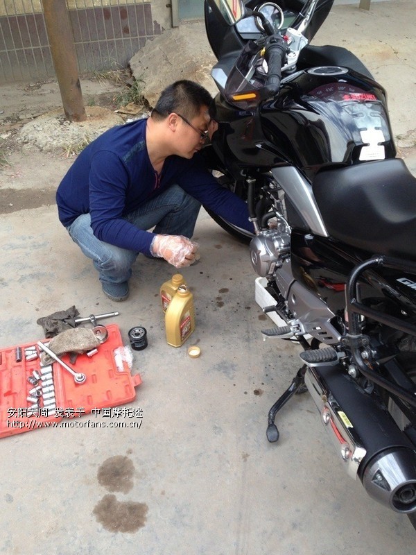 大周的S版要换机油了,还有竞技杠也来了。 - 豪爵铃木-骑式车讨论专区 - 骊驰GW250 - 摩托车论坛 - 中国第一摩托车论坛 - 摩旅进行到底!
