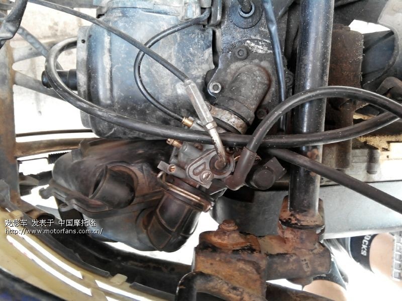 踏板车冷车加油的时候一突突就灭火 还抖是怎