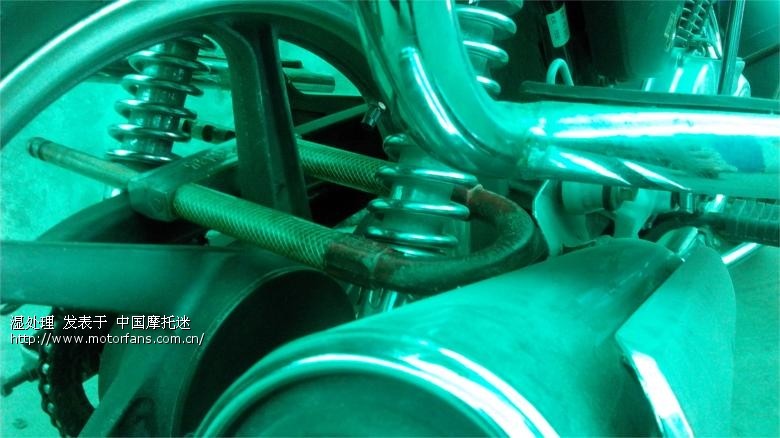 增加暴力开锁难度的锁车方法 - 新大洲本田 - 摩