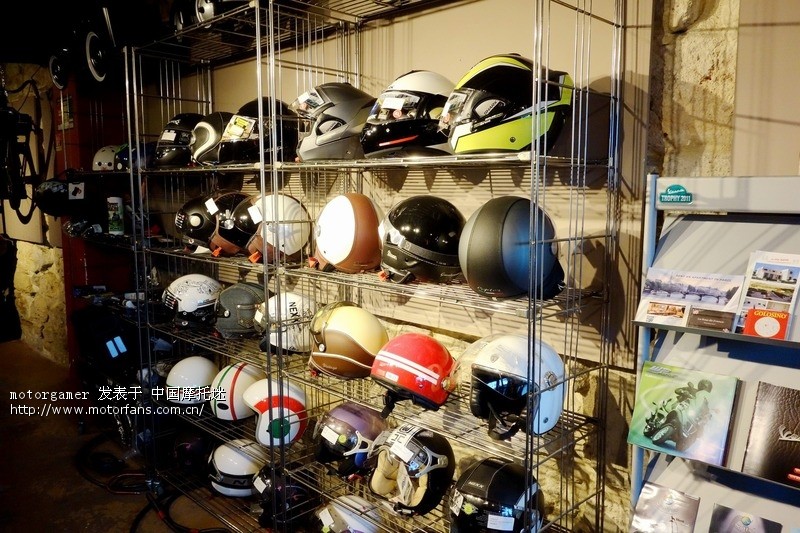 红色Vespa漫游巴黎 - 上海摩友交流区 - 摩托车