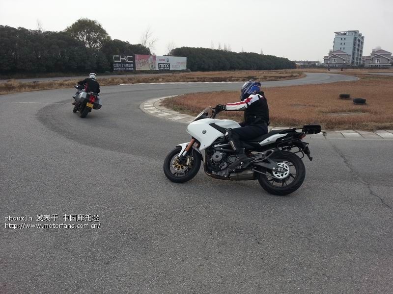 双缸300--传说中的BN302高清试驾视频 - 进口