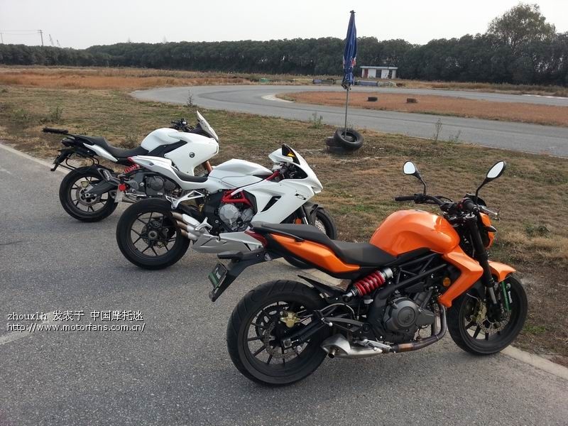 双缸300--传说中的BN302高清试驾视频 - 进口