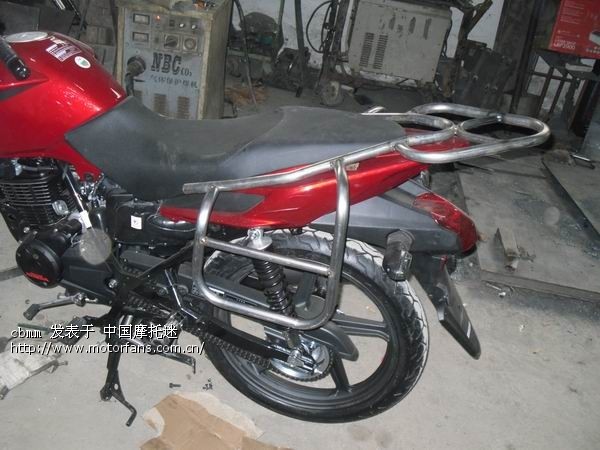 彪影上了个多功能边包货架 - 五羊本田-骑式车