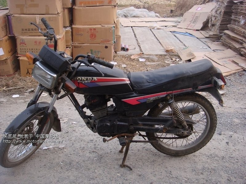 出售成色和状态都非常好的天津本田100-B小太