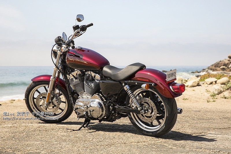 想买辆B牌883低座版,请前辈们给点意见。(已经