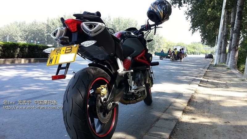 想买辆B牌883低座版,请前辈们给点意见。(已经