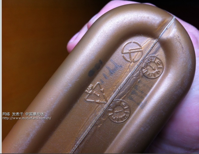 网购刚到的金装MB机油求大伙验证真假! - 踏板