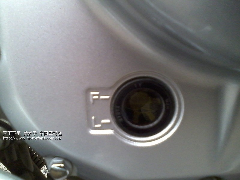 自己动手换机油,嘿嘿。 - 豪爵铃木-骑式车讨论