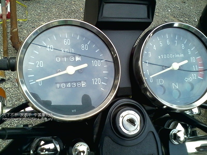 自己动手换机油,嘿嘿。 - 豪爵铃木-骑式车讨论