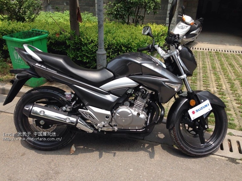 刚发现前刹有渗油,求鉴定 - 豪爵铃木-骑式车讨