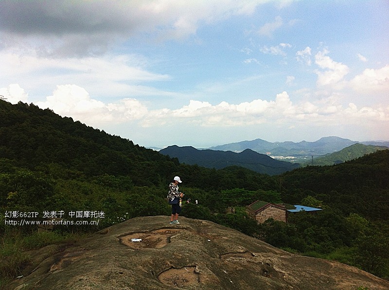 端午爬五桂山,晒成腊肉了。 - 五羊本田-骑式车