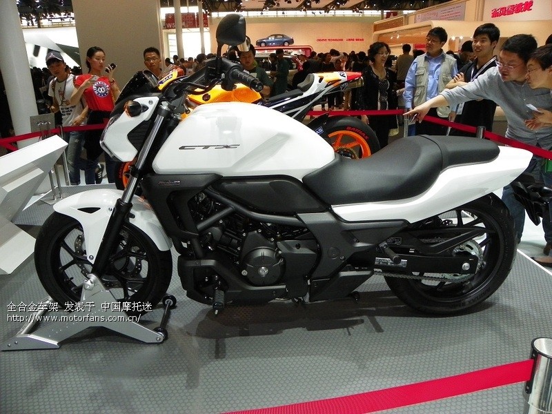 2014北京车展上的摩托车 - 摩托车论坛 - 摩托车