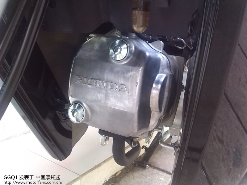 威武110-19 R 是什么意思 - 弯梁世界 - 新大洲本