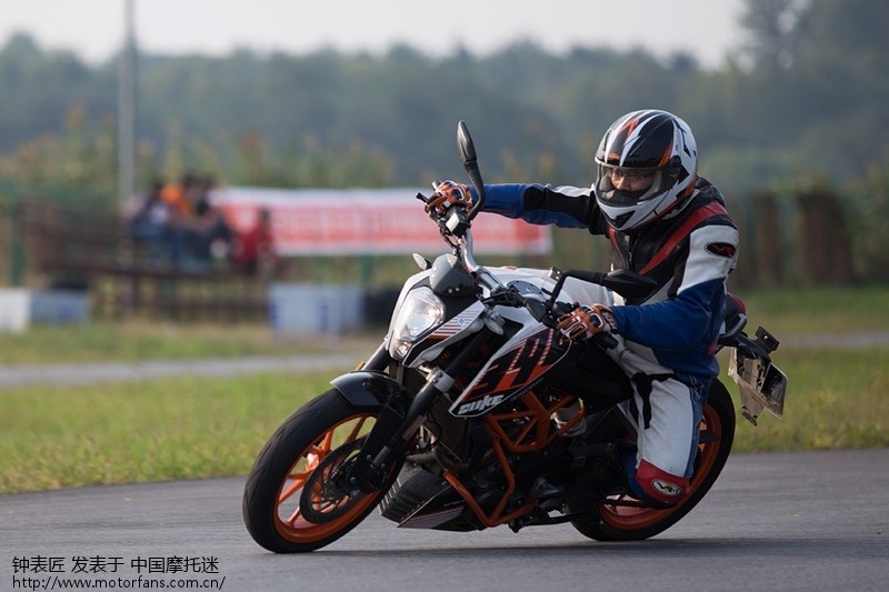 红星赛车场KTM体验日,压弯到爽 - 进口品牌 - 进口KTM - 摩托车论坛 - 中国第一摩托车论坛 - 摩旅进行到底!