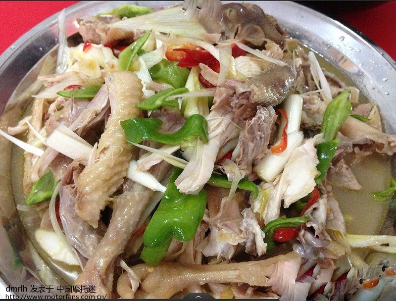 开四轮到柴窝堡吃辣子鸡,往返100公里的路,居