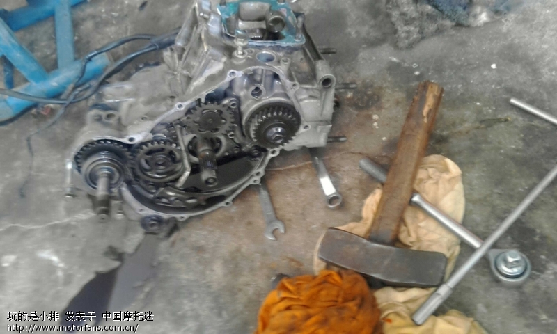 [直播]利用业余时间大修nsr250 p3,进度缓慢进