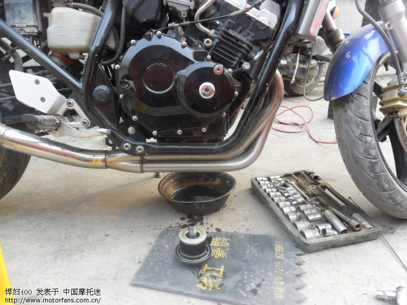 4缸250 自己换机油 美女前来助兴 嘎嘎 - 维修改