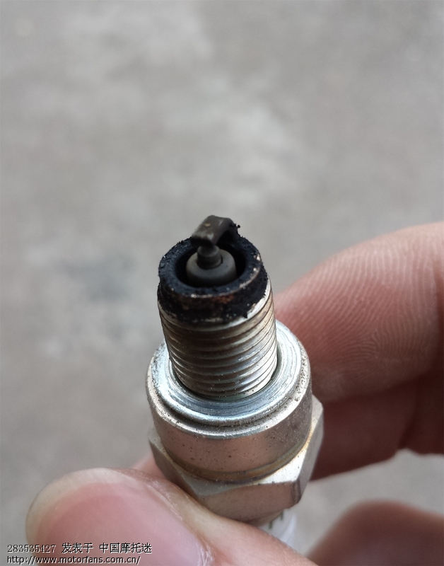 来看看是否正常 豪爵悦星 火花塞图片 - 豪爵铃