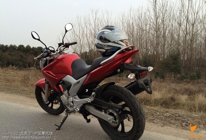 飞致250有大梯子哈?换机油修轮胎方便了, - 雅