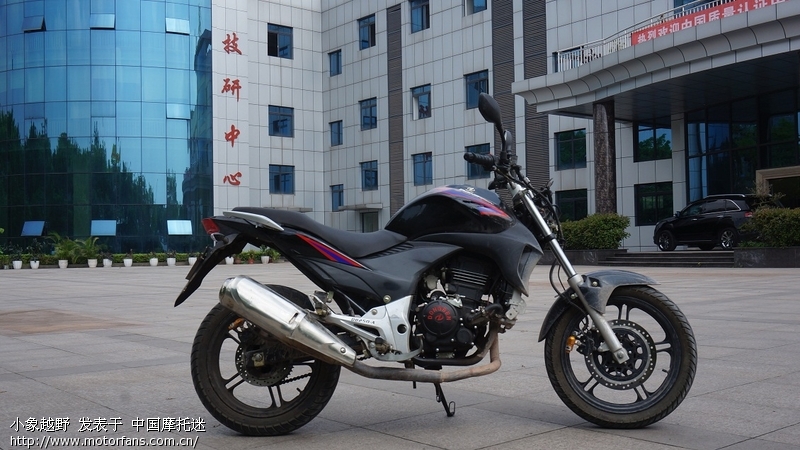 新款CB300R-赤角兽(东本300cc水冷版)即将面