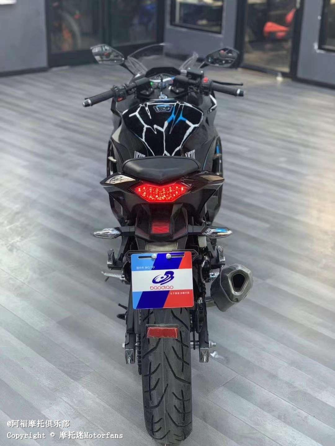 小忍者,400 cc