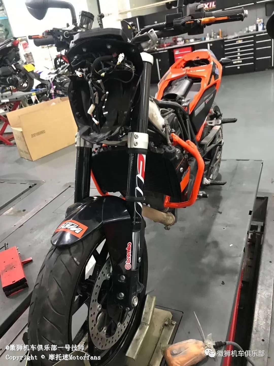 ktm690整车检查,更换刹车