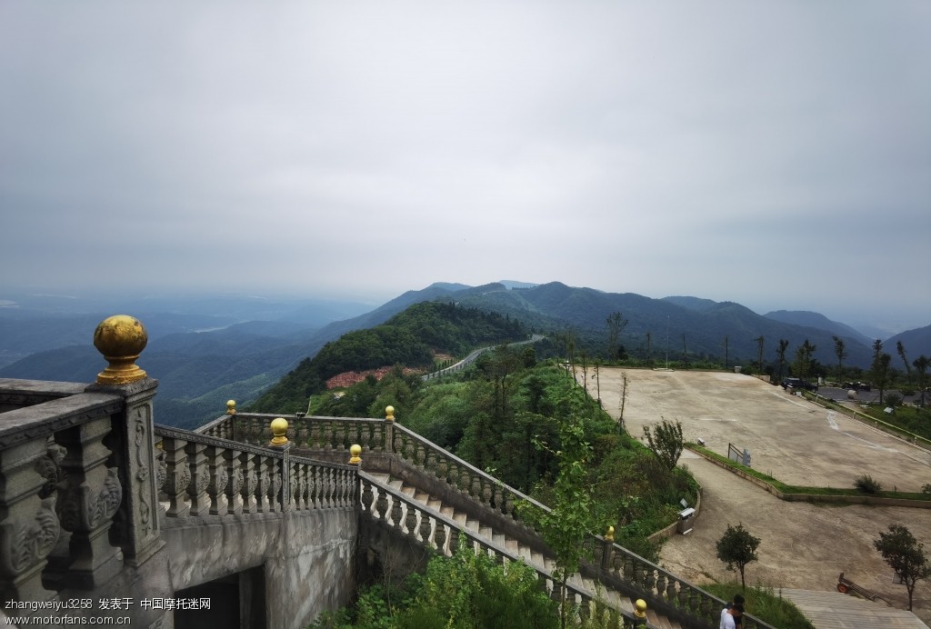 与太阳山遥相望的太浮山