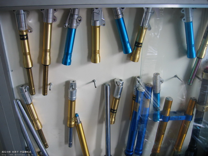 广州罗冲围摩托车配件城~全是做批发生意~超