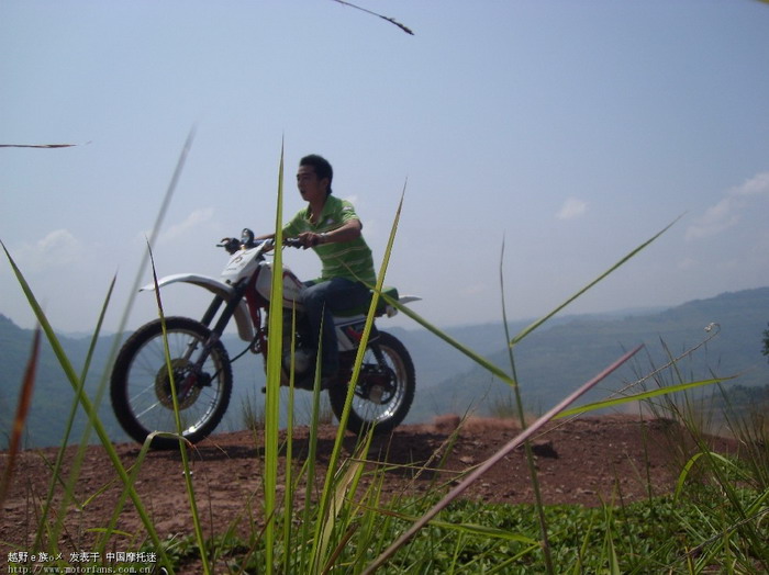 越野e族今天疯了(去山顶狂了一把) - 激情越野
