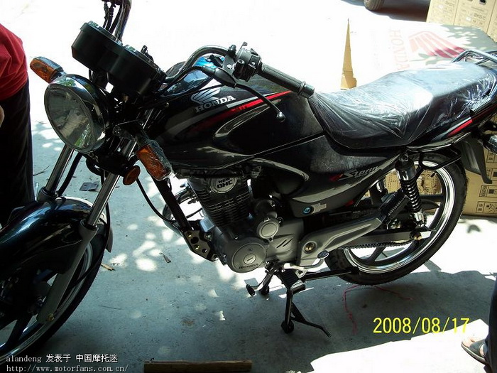 8月17日入手的新税箭SDH125-46C黑色款 有图