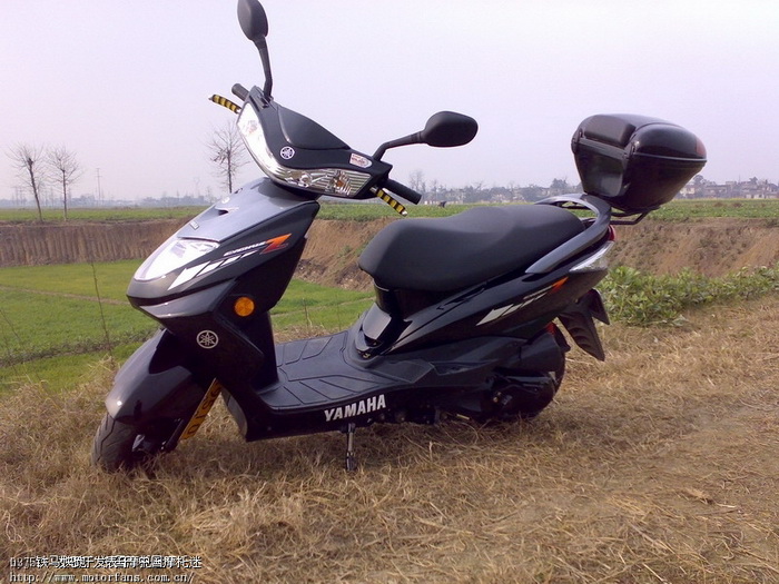 YAMAHA讯鹰的油箱有多大,一满箱93号油续航