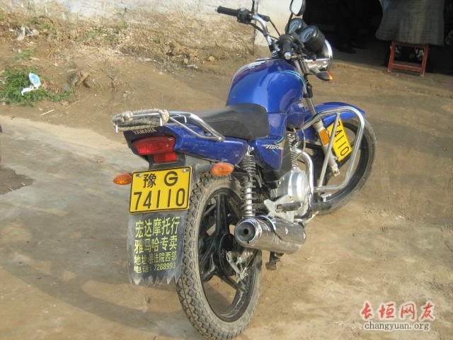 这么牛B的车牌号,不会是论坛里哪位兄弟的车吧