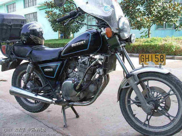 目前敲定使用这个油冷器改装GY6发动机油冷