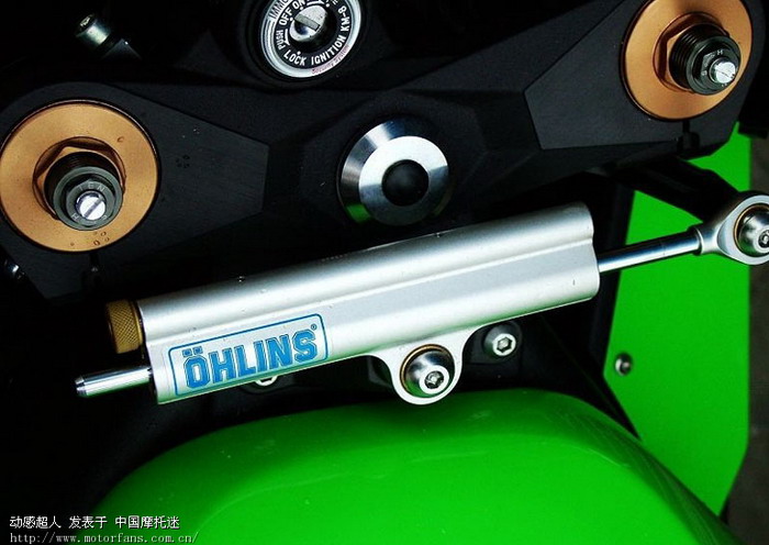 摩托车方向阻尼器有何作用?