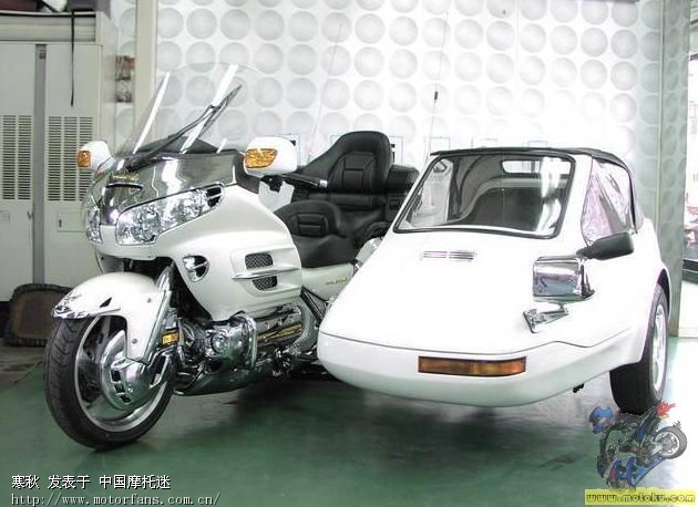 请问上海一辆三轮跨子带牌多少钱 - 上海摩友交