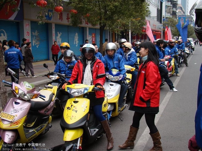 大年初一,开平市活动:海成车友会街道巡游,顺便
